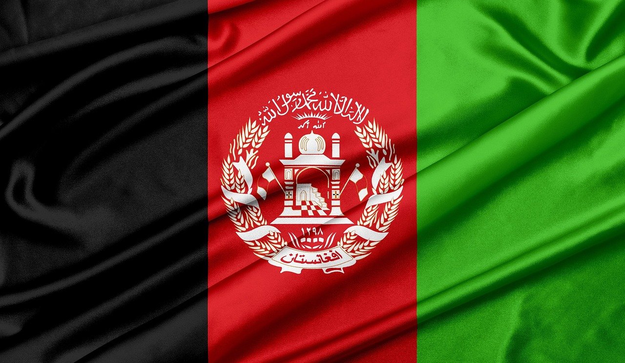 Afghanische Flagge für internationale Überführung von Verstorbenen aus Deutschland nach Afghanistan